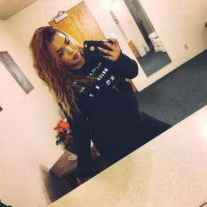 Meet your Posher, Alicia